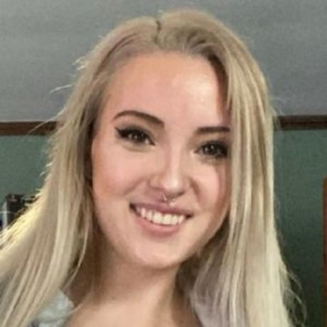 Freyja lothbrok sexy star pictures