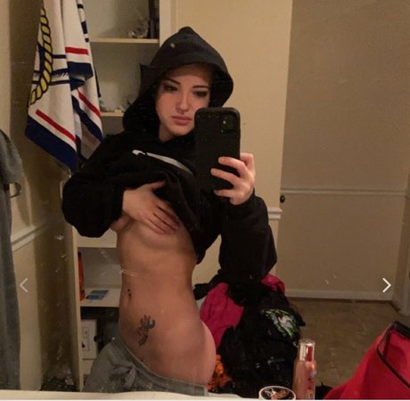 Freyja lothbrok pretty pornstar img