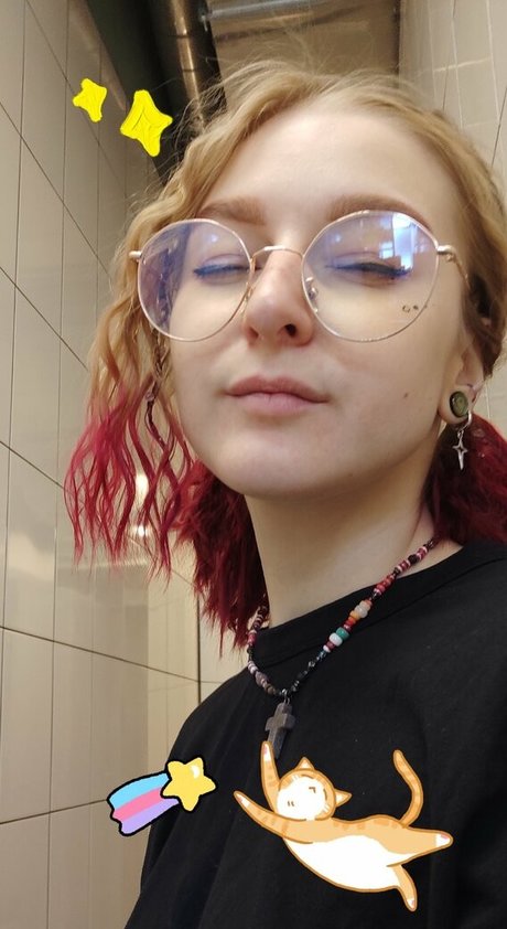 Lana Delmar sexy actress photos