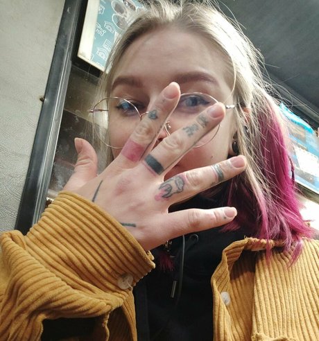 Lana Delmar pornstar free picture