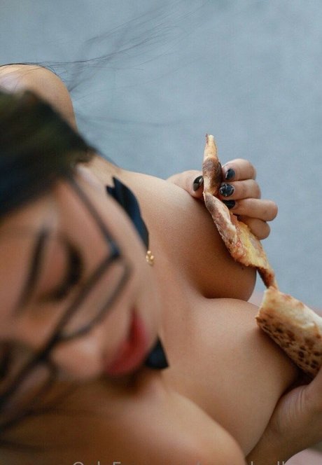 Yeral Gallego naked pornstar photo