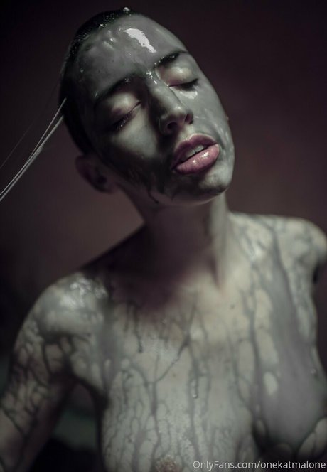 Kat Malone model pornographic images