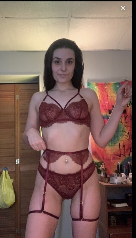 Pbndnellyyy free pornstar pic