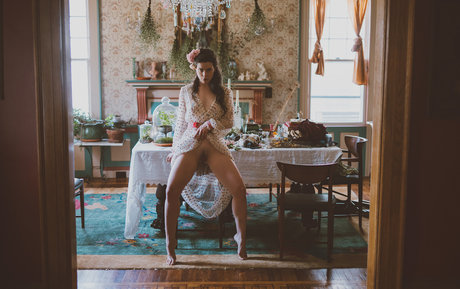 Nicole Vaunt pornstar top photos