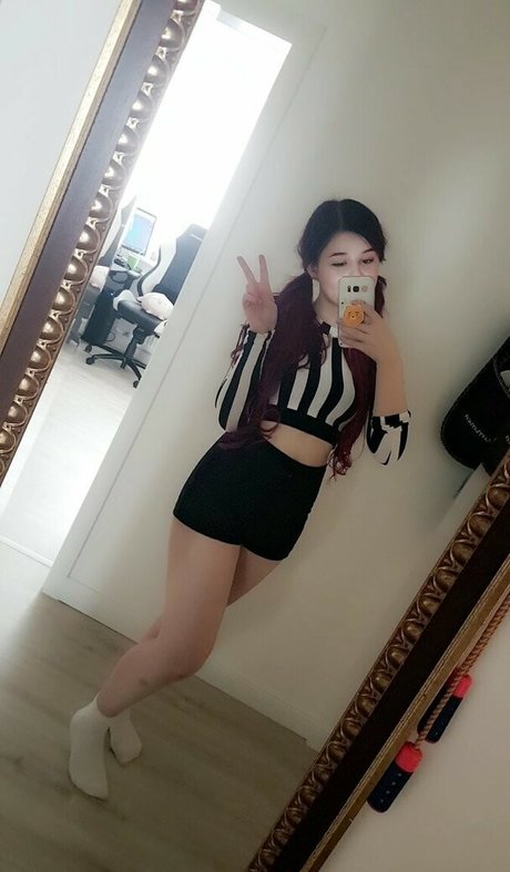 YuliCxlibri model nude pics