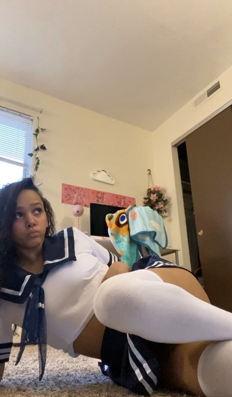 ASMR Aspen pretty star pic