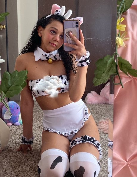 ASMR Aspen nude model archive