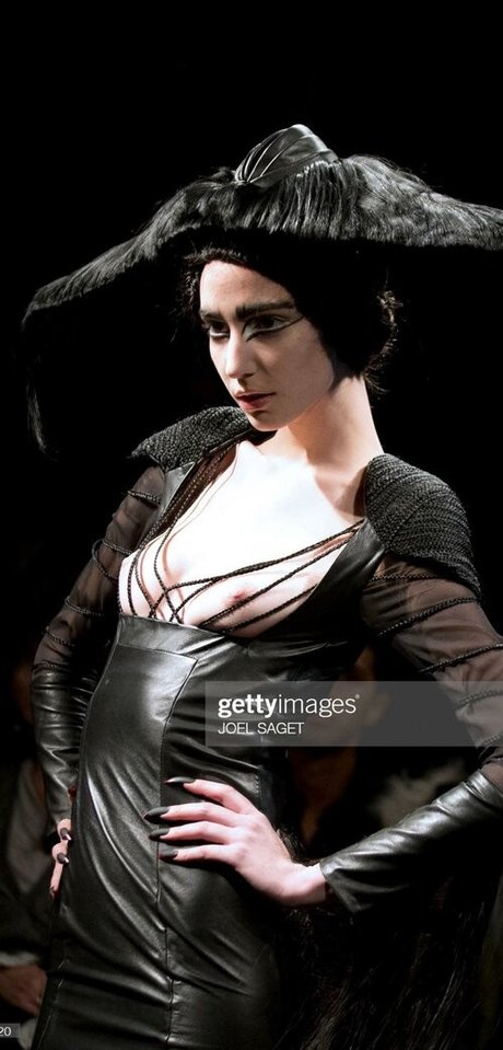 Amelie Lens sex star img