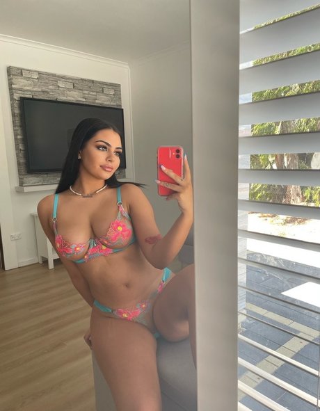 tiahneesolar art pornstar photo