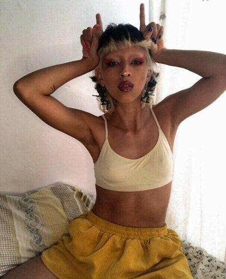 elenikaidoo pornstar erotic img