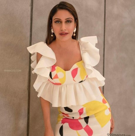 Surbhi Chandna star beautiful images