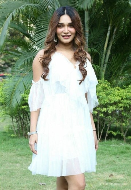 Jenifer Emmanuel nude pornstar pic