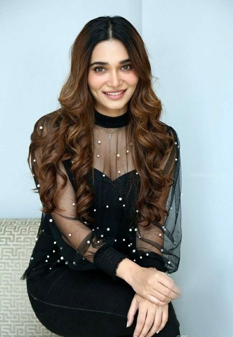 Jenifer Emmanuel free actress pic