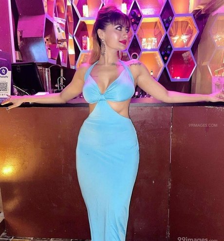 Suhaani Laskar erotic model img