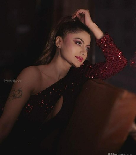 Suhaani Laskar beautiful model photos