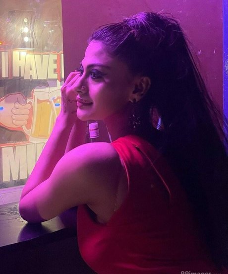 Suhaani Laskar perfect actress photo