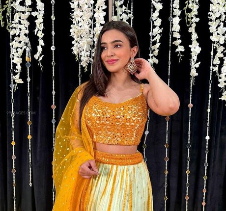 Ankitta Sharma nice pornstar pictures