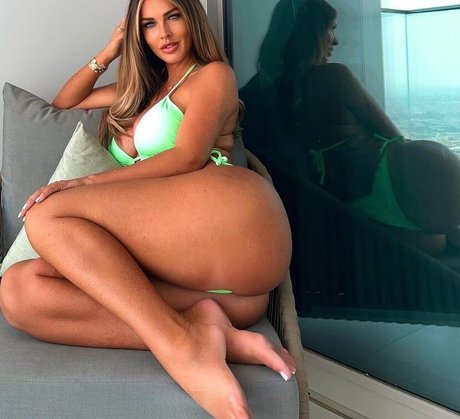 Leaslifex pornographic star gallery