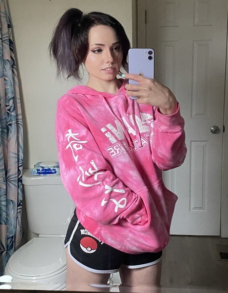 Charleemanderz star naked archive