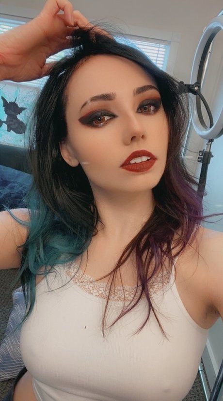 Charleemanderz pornstar xxx pic