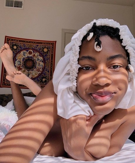 sapiosuccubust free actress img