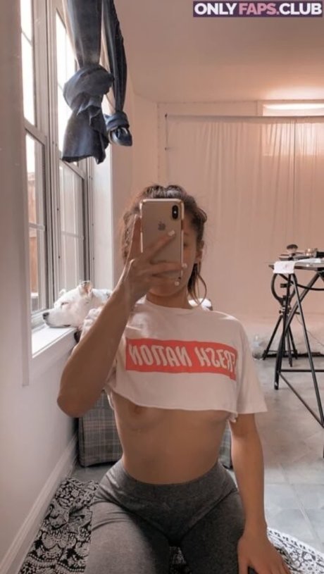 Itsphamtf model pretty photos