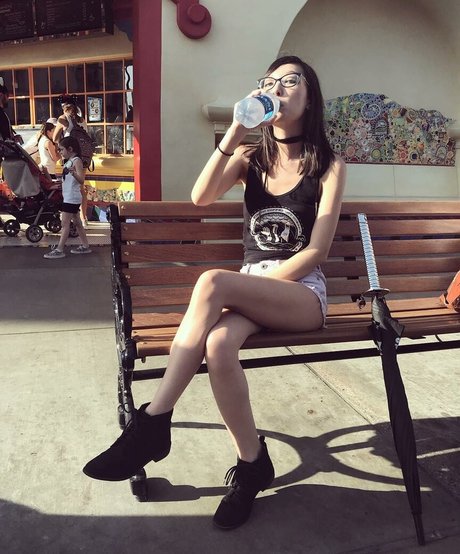 Deira Hanzawa star hd img