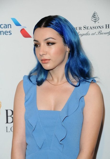 Hannah Marks perfect model photos