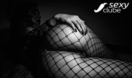 Ivy Denali model high quality image