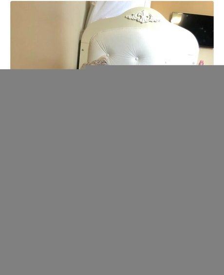 Nayra Kaline model adult pic