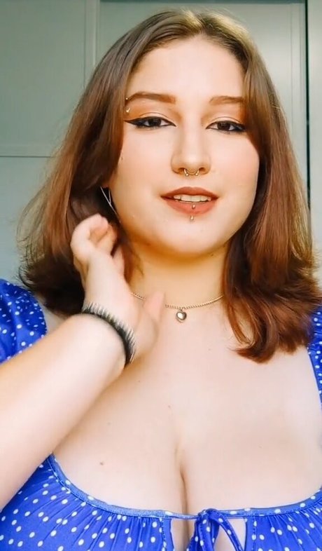 justmilli pornstar pretty photos