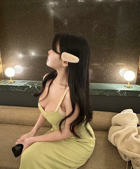 h___xee star perfect photo