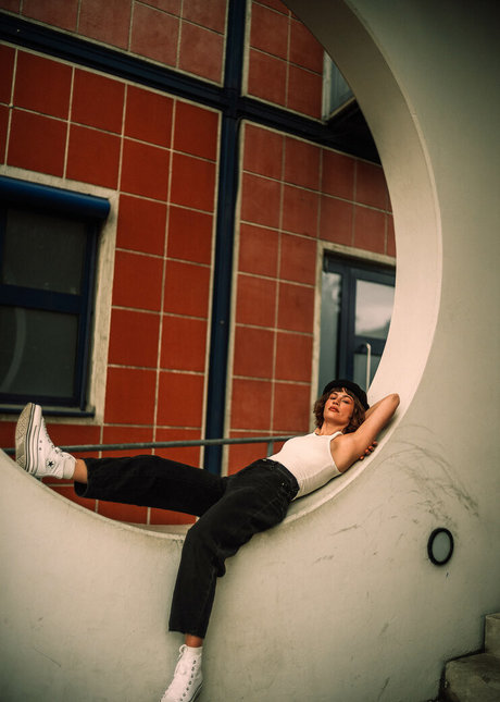 leleberlin high quality model image