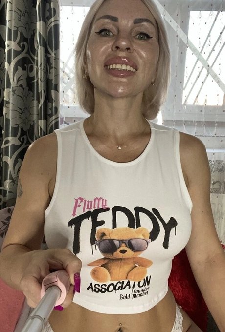 Hotnessi perfect pornstar pic