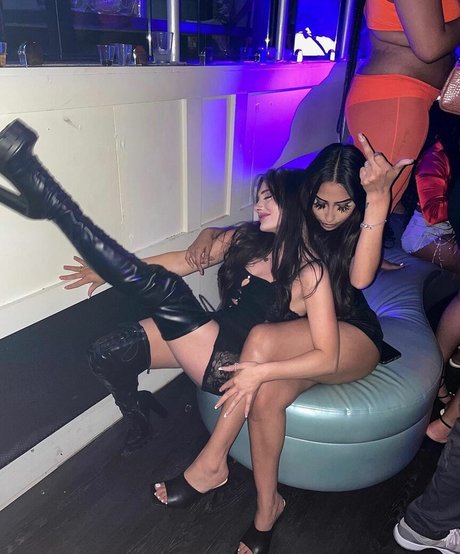 maeisbaee top pornstar pics