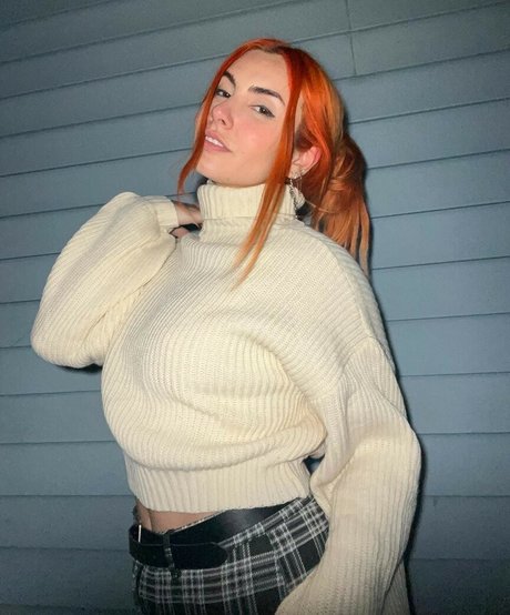 blonde cowgirl onlyfans sexy picture