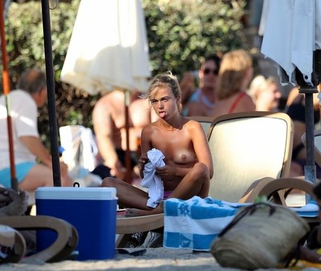 Amelia Windsor star hd pics