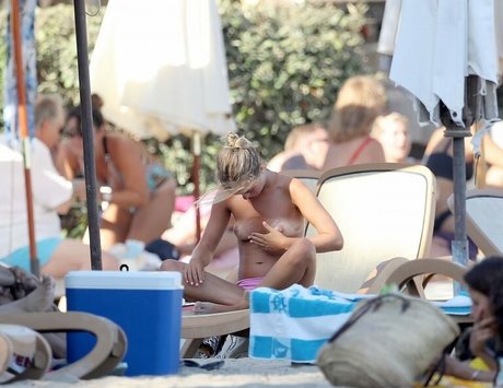 Amelia Windsor sex actress pics