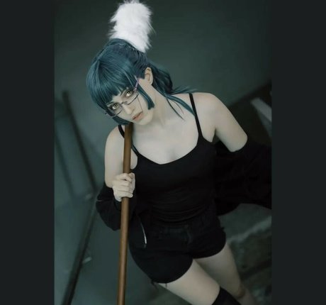 Adiyan exclusive actress img