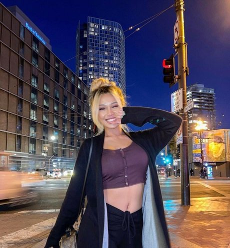 Axnuwin pornographic model galleries