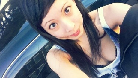 Women4chan model nice photo