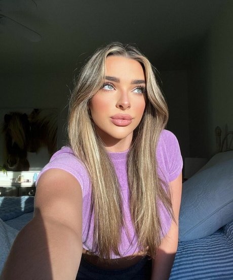 Kendall Vertes pornstar sexy image