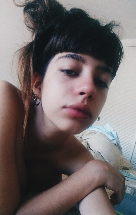 SpanishGrimes erotic model photo