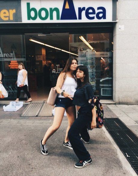 SpanishGrimes star free images