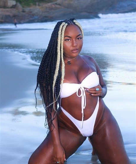 Sthefany Cristina top actress image