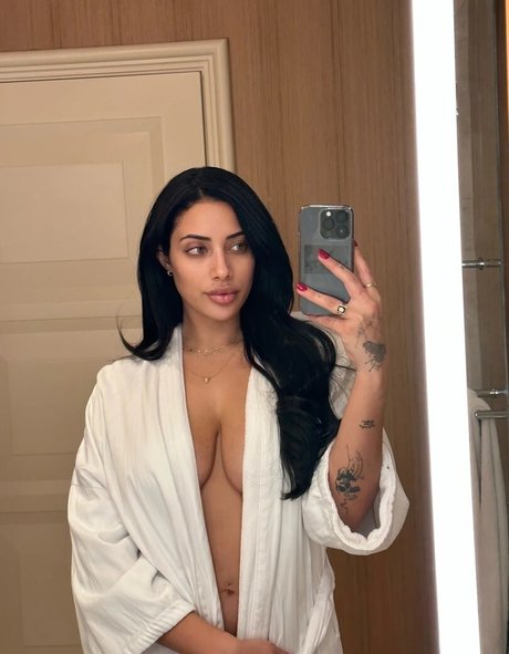 Gabriella Firek nice model pictures