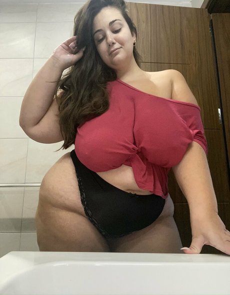 EmilyMalta star best picture