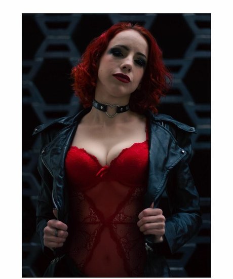 Asmodena porn model pics