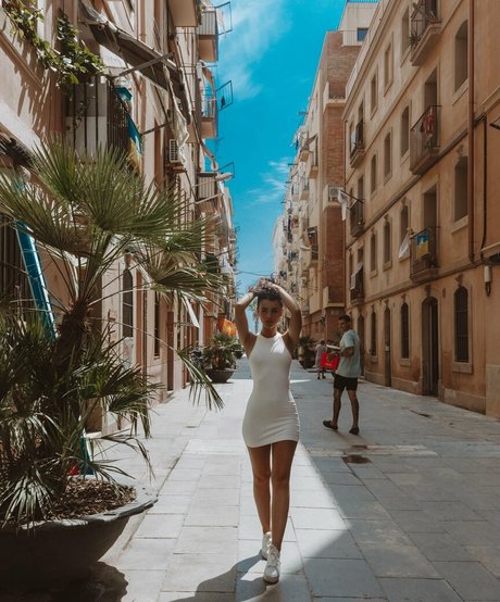 Sara Llamas exclusive model pics