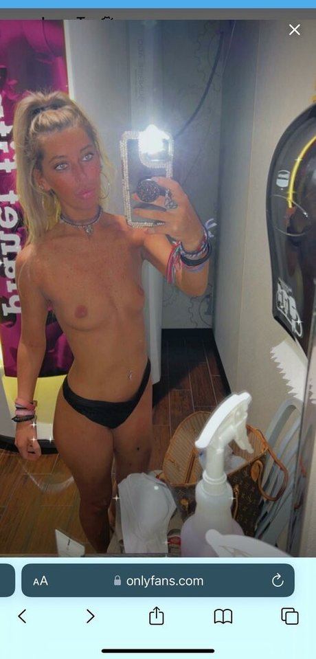 Ally Lyons model sexy img